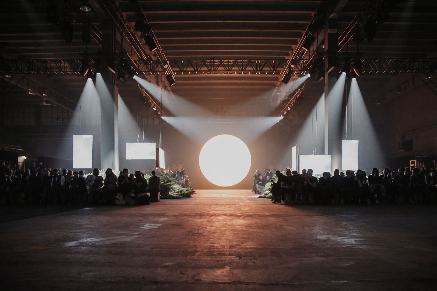 StudioNOW, Studio, Now, Camel, active, Camelactive, Camel Active, Fashion, Show, Design, Walk, Collection, Kollektion, Models, Herbst, Winter, 2020, Sun, Crowd